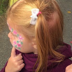 Meet your Posher, Laurie